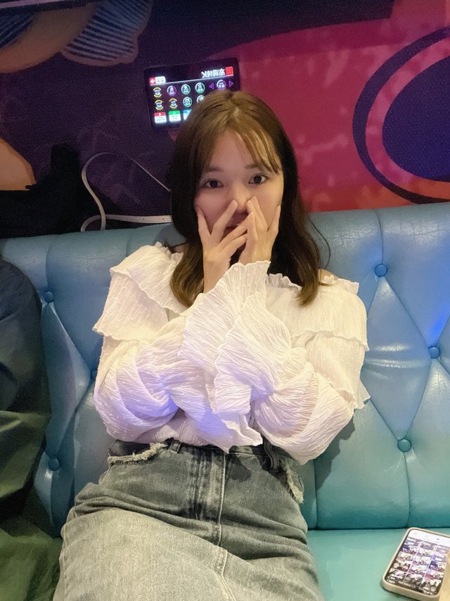 会梳头就会染发，让你告别理发店