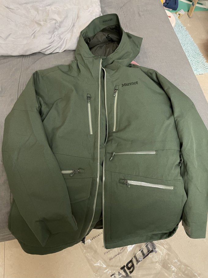 土拨鼠户外棉服