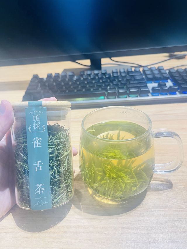 老茶客的春天是从第一口“早春茶”开始的