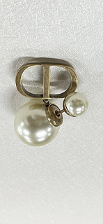 春日好物：非金非银的假珍珠耳钉