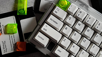 「客制化键盘丨购买观望」多款原创键帽以及复古打字机和实用小玩具！