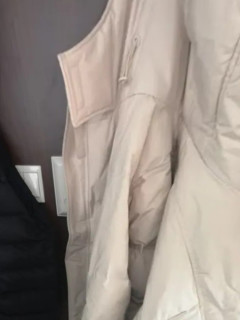 认证挑战赛。雪中飞冬季羽绒服女连帽中长款