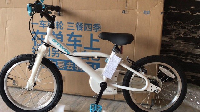 迪卡侬这款小车车太香了，我家小崽子大爱啊