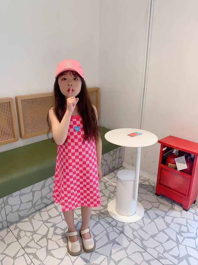童装2023夏装新款女童洋气吊带裙儿童无袖连
