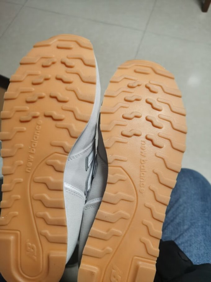 休闲运动鞋