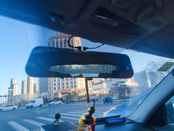 质优价廉，摄像头很清晰，安装方便