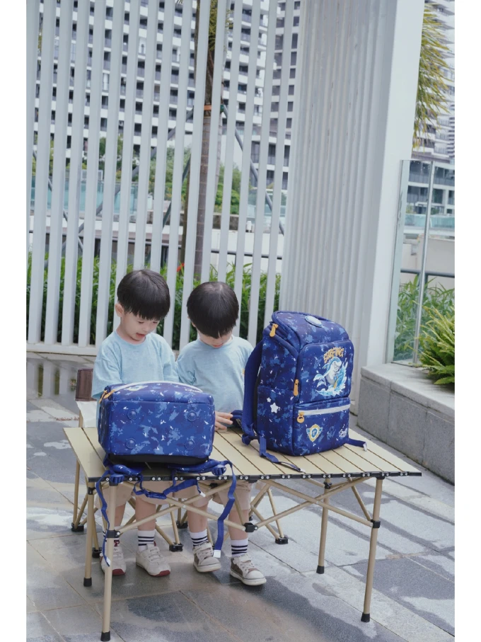 幼儿书包