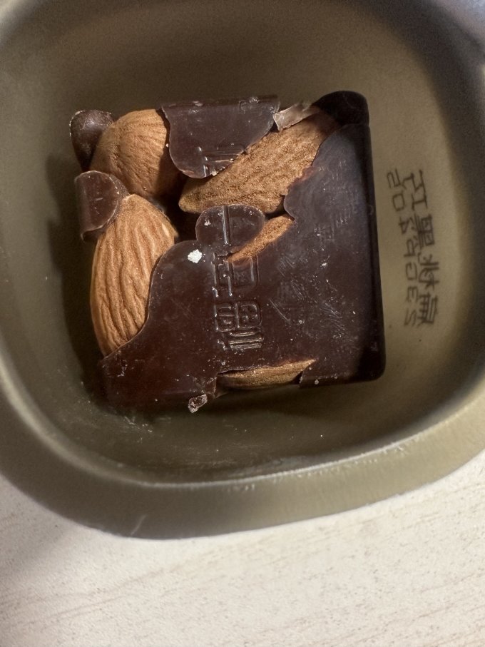 榴芒一刻糖果巧克力