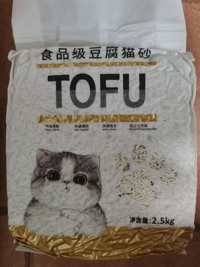 初次使用值友推荐便宜巴顿与珍妮猫砂