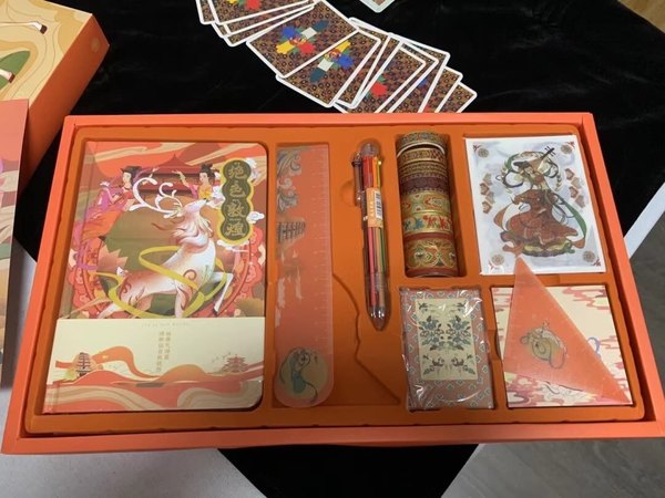 物流快，包装精美。打开，一眼就惊艳了啊。