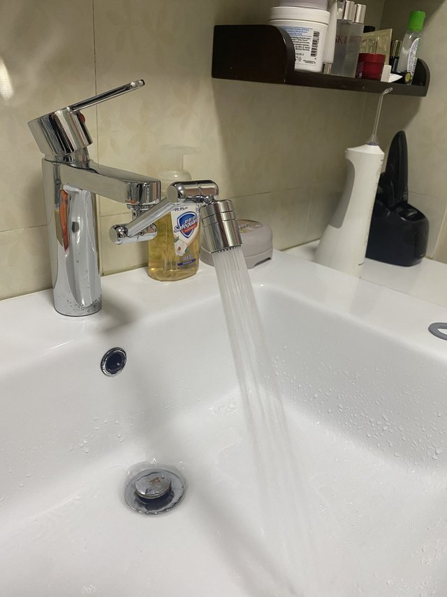 给住了十五年的老房子加装纽珀万向旋转龙头