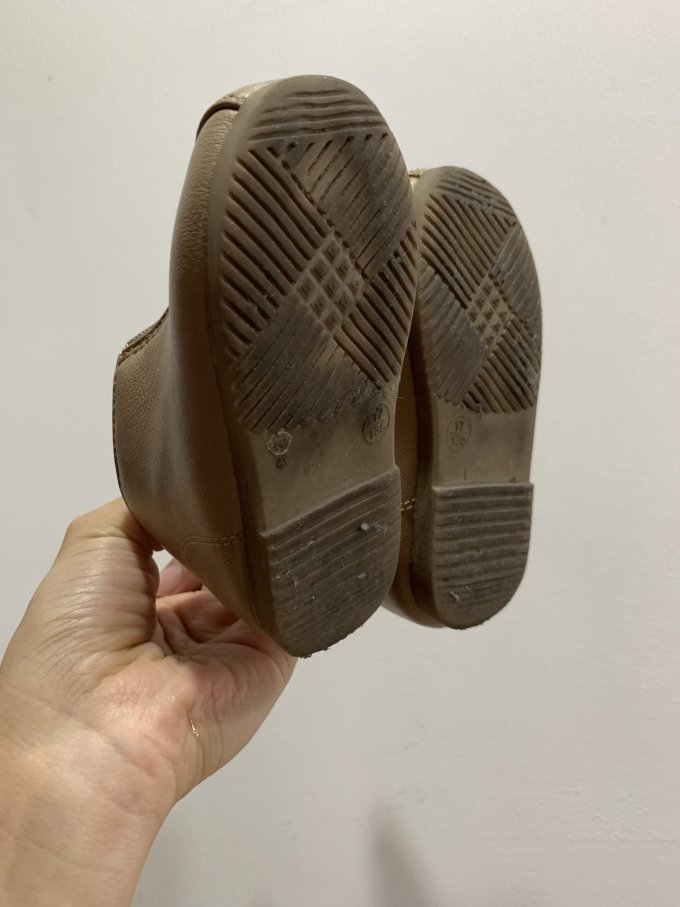 童鞋