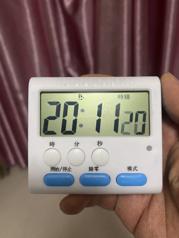 闹钟