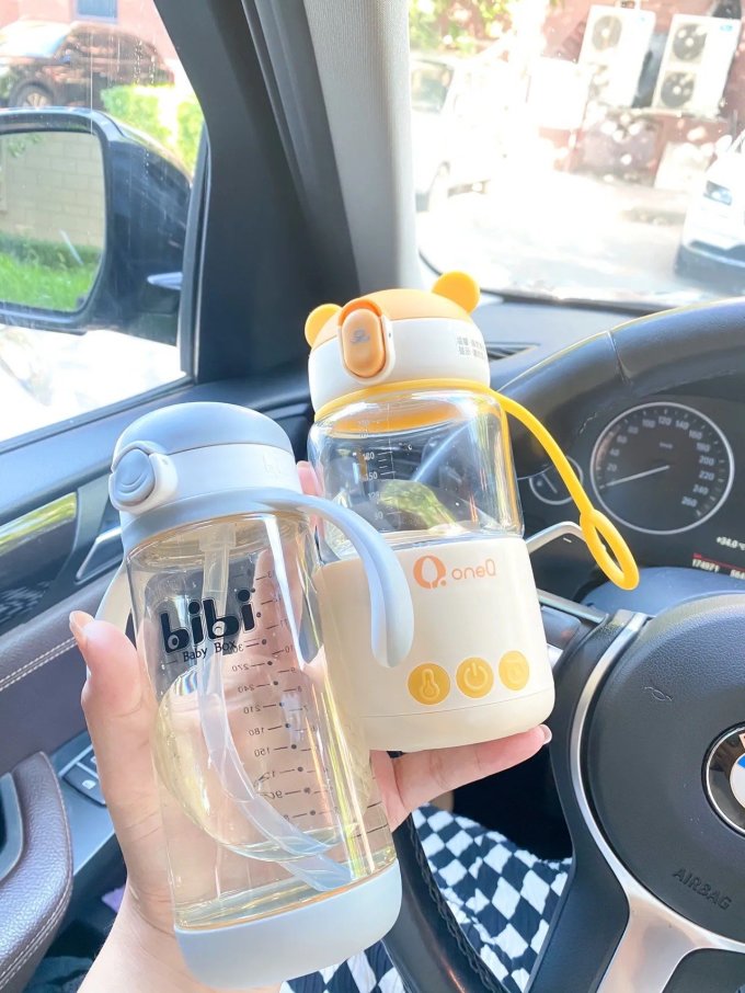 婴幼儿水杯
