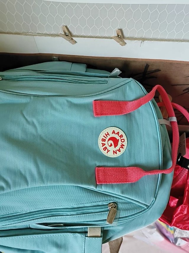 
整体评价：很好看 实用 朋友推荐我买的