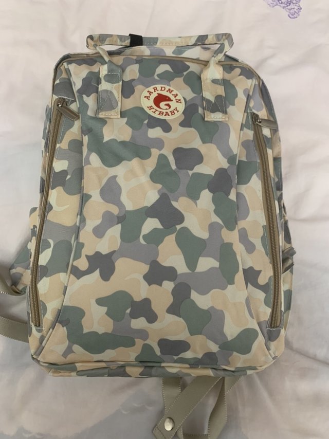 
我喜欢的配色，布料也是我喜欢，款型一看