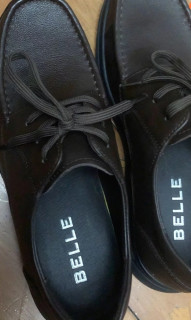春天日常通勤穿着，当然是休闲皮鞋