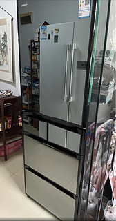 小冰箱换大冰箱，容积却变大，日立真空冰箱