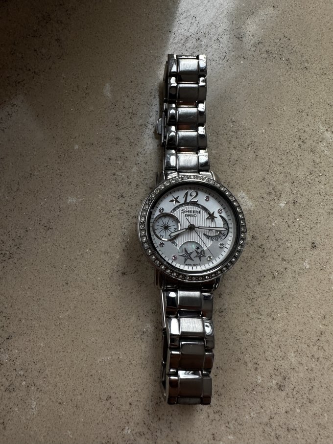 年轻时尚的casio sheen腕表 2023-03-22 09:27:20 sheen是卡西欧旗下