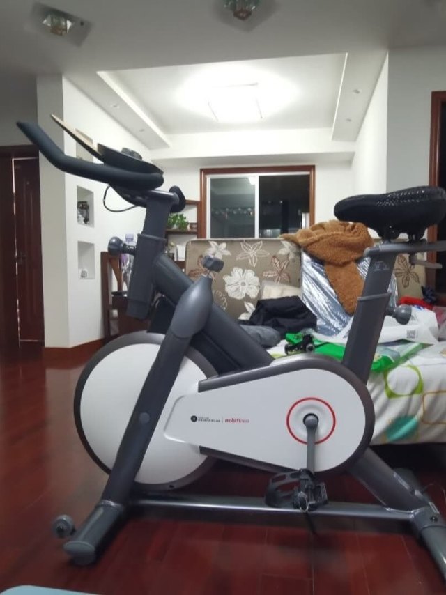 产品质感：质感很好安装难易：安装还好