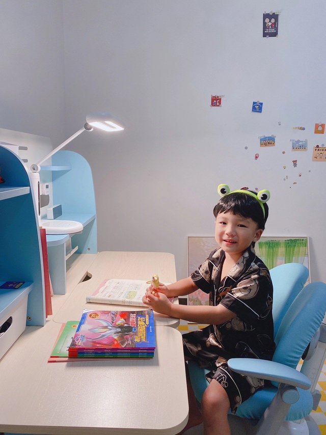 宝宝养成良好坐姿～黑科技给我大帮助❗️