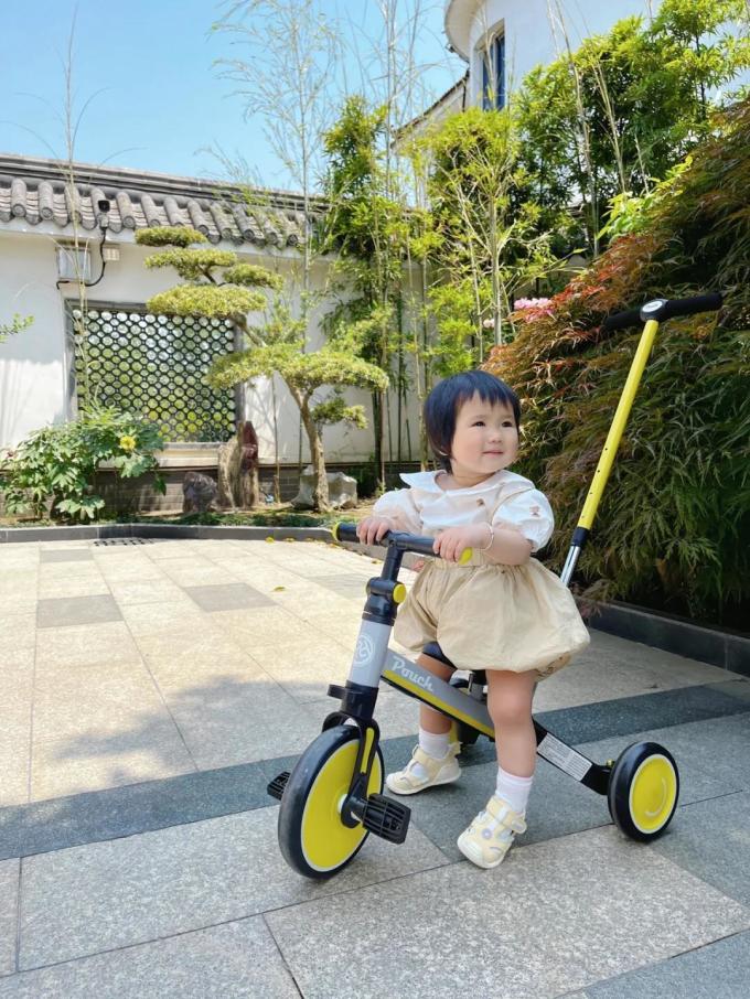 基诺浦女童裙装