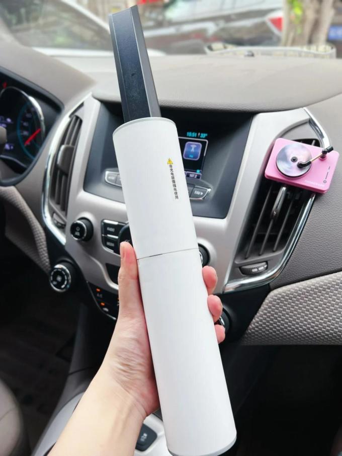 车载吸尘器