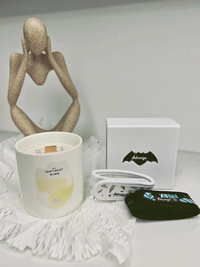 520：收到两份香香的文艺范礼物💕