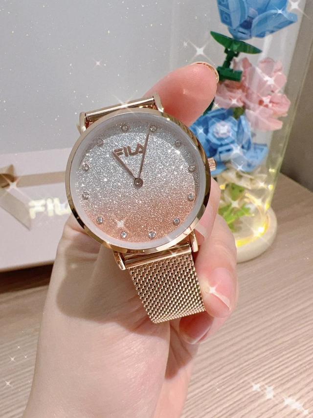 粉色的星河璀璨 也可以戴在手上啦~