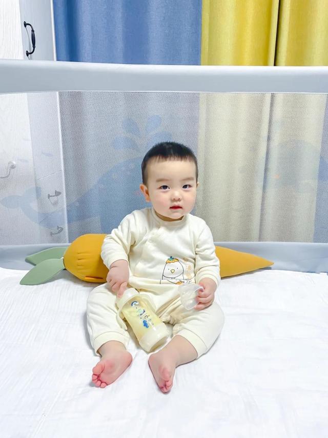 防止宝宝肠胀气一定要选对奶瓶