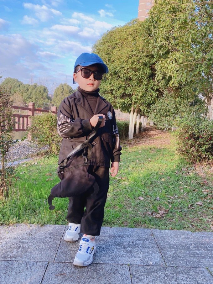 哈森童鞋