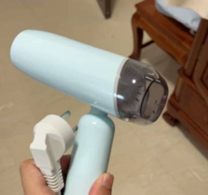 苏泊尔挂烫机