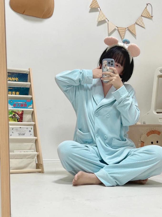 家居睡衣