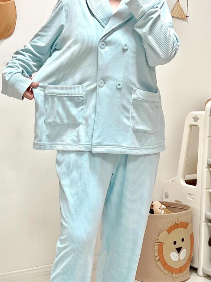 家居睡衣