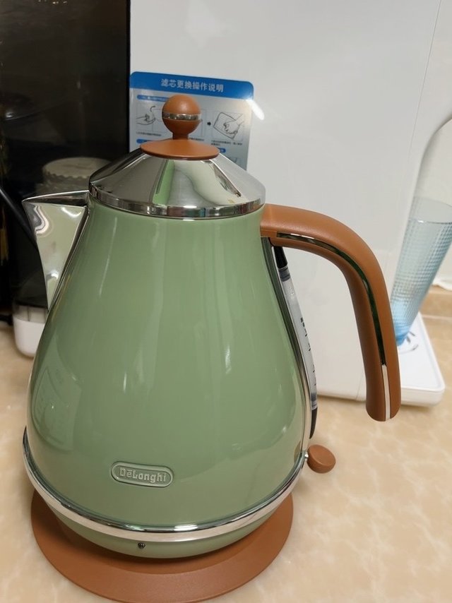 烧水速度：还好温控器：￼不锈钢内壁