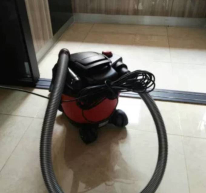 小狗手持式吸尘器