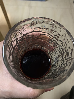 好喝的酒要和家人分享-通化寒地山葡萄酒