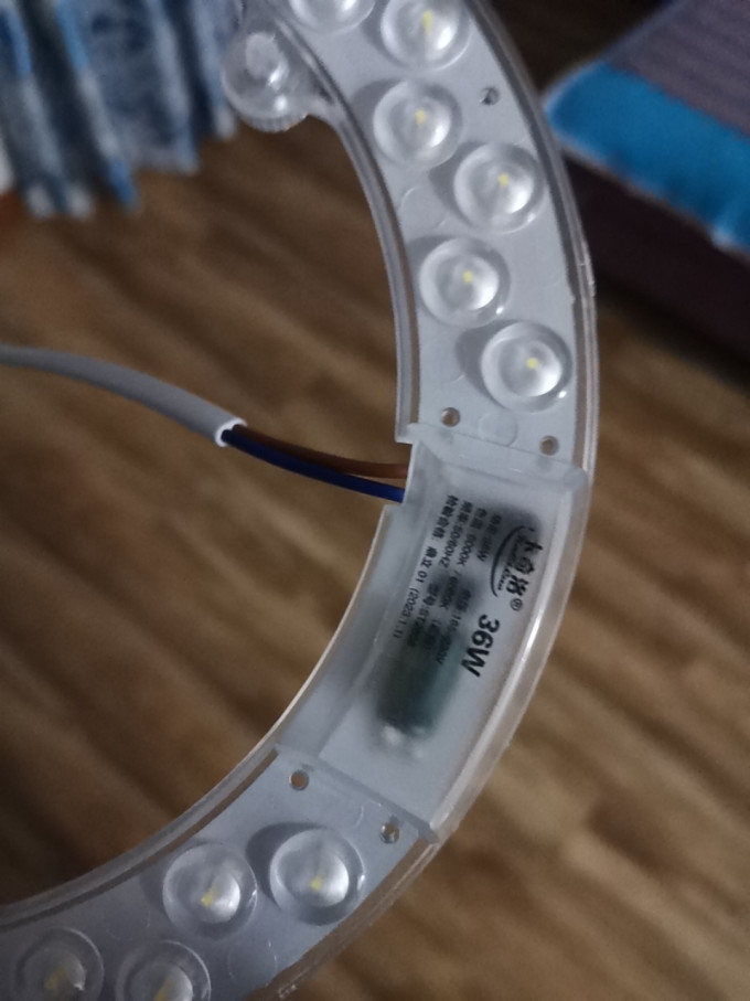 LED灯