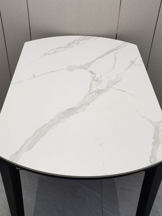 实用的顾家伸缩餐桌
