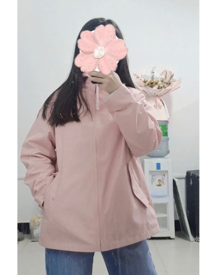 优衣库儿童冲锋衣/软壳