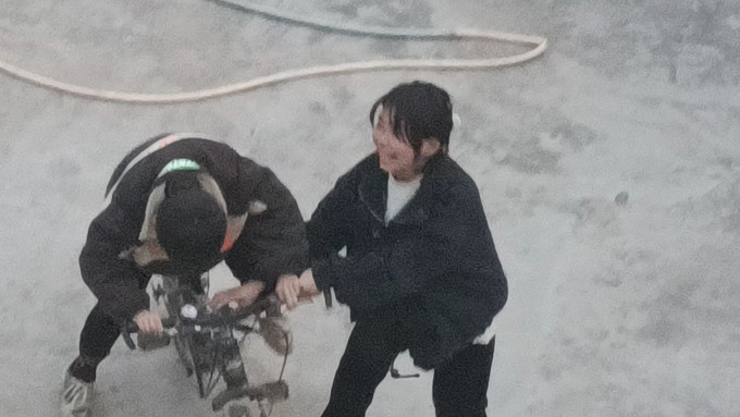 儿童自行车