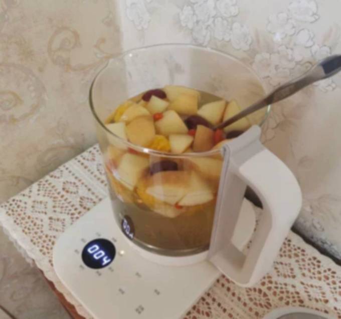 小熊电水壶