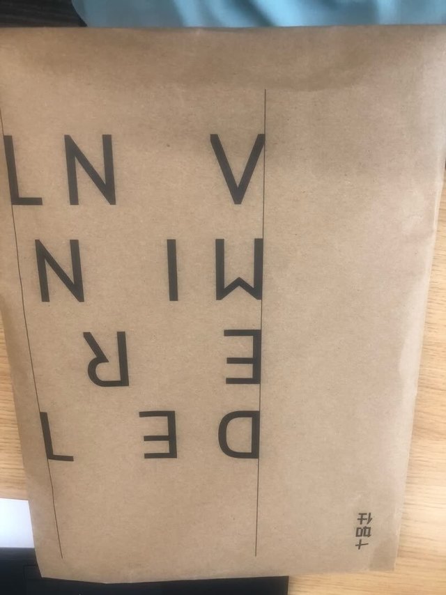 包装完好精致，快递速度，衣服舒服，纯棉吸