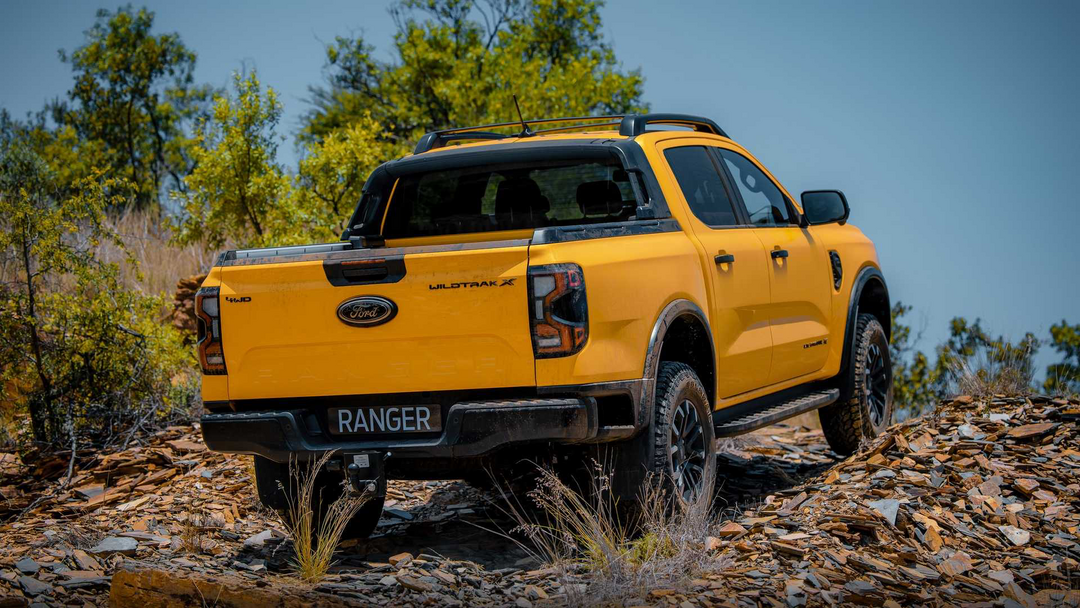 福特发布Ranger Wiltrak X官图，搭2.0T双涡轮增压柴油发动机