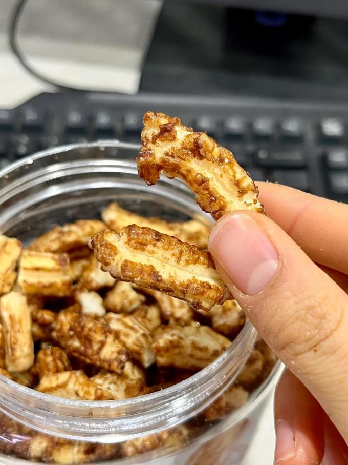 两个女儿饼干糕点