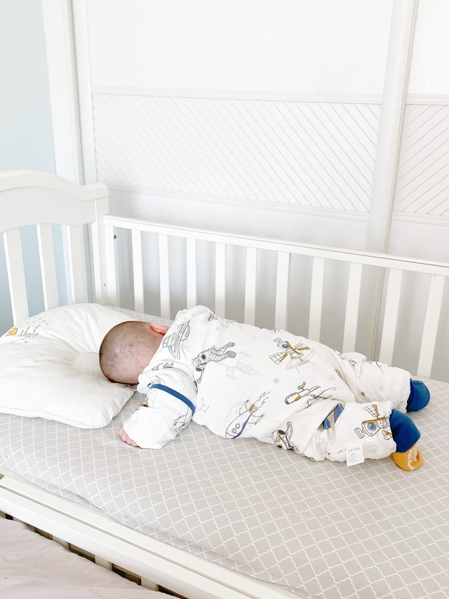 拒绝❌整夜给宝宝盖被，这样tai费妈了