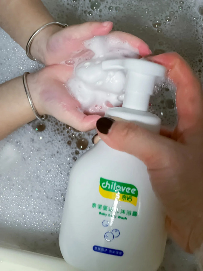 婴幼儿洗发沐浴二合一