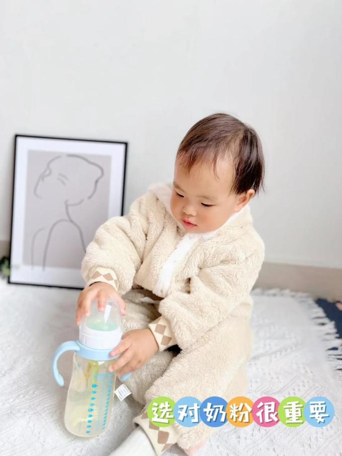 婴儿奶粉