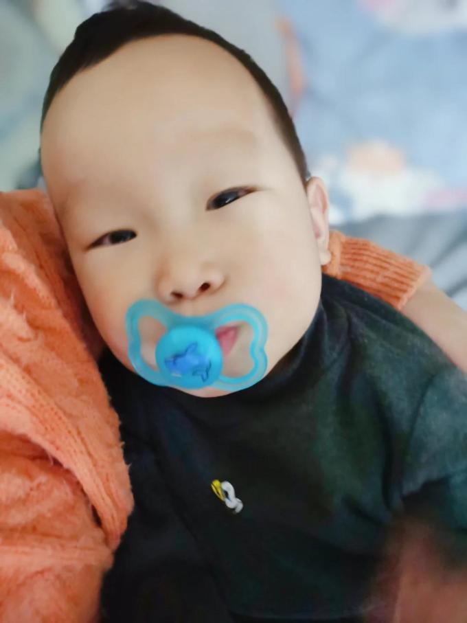 安抚奶嘴