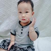 可爱的小脸蛋!怎么能被这夏天摸花了脸?